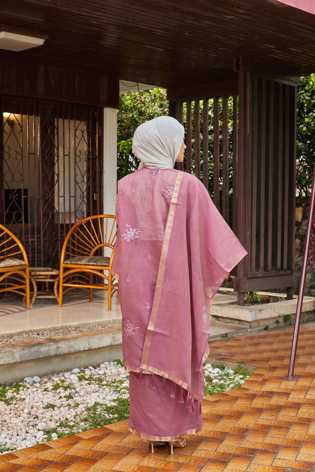 Untitled Capture2344