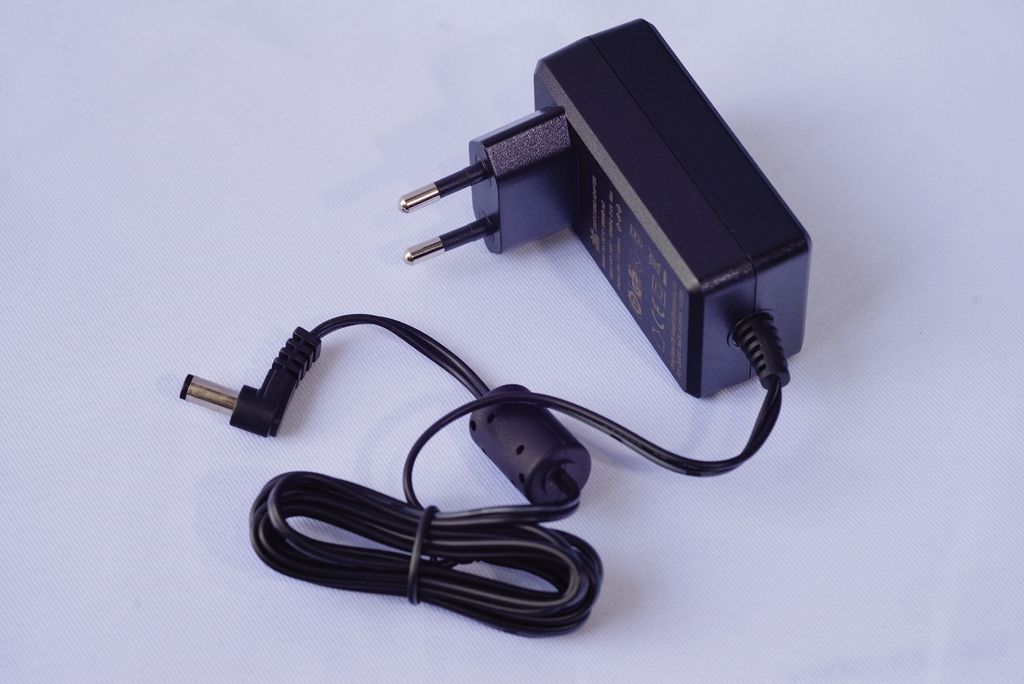 X8 Charger Adapter.jpg