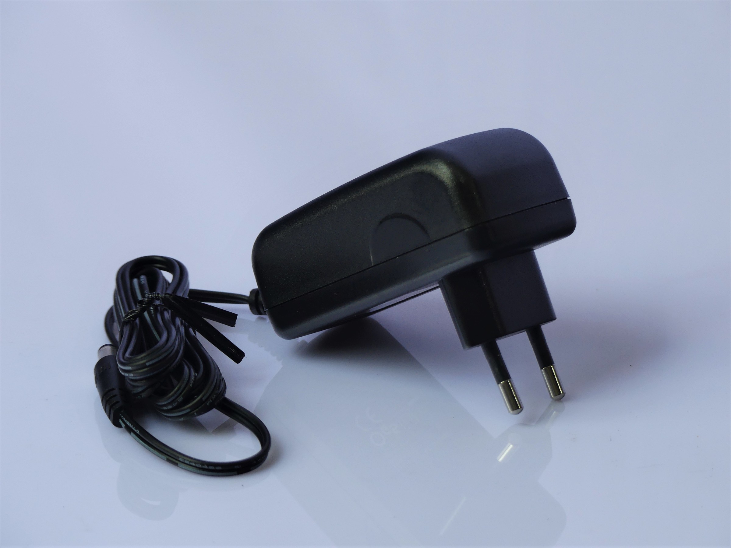 B3000 Plus Power Adaptor Charger Irova Innovation Sdn Bhd 1054380 T
