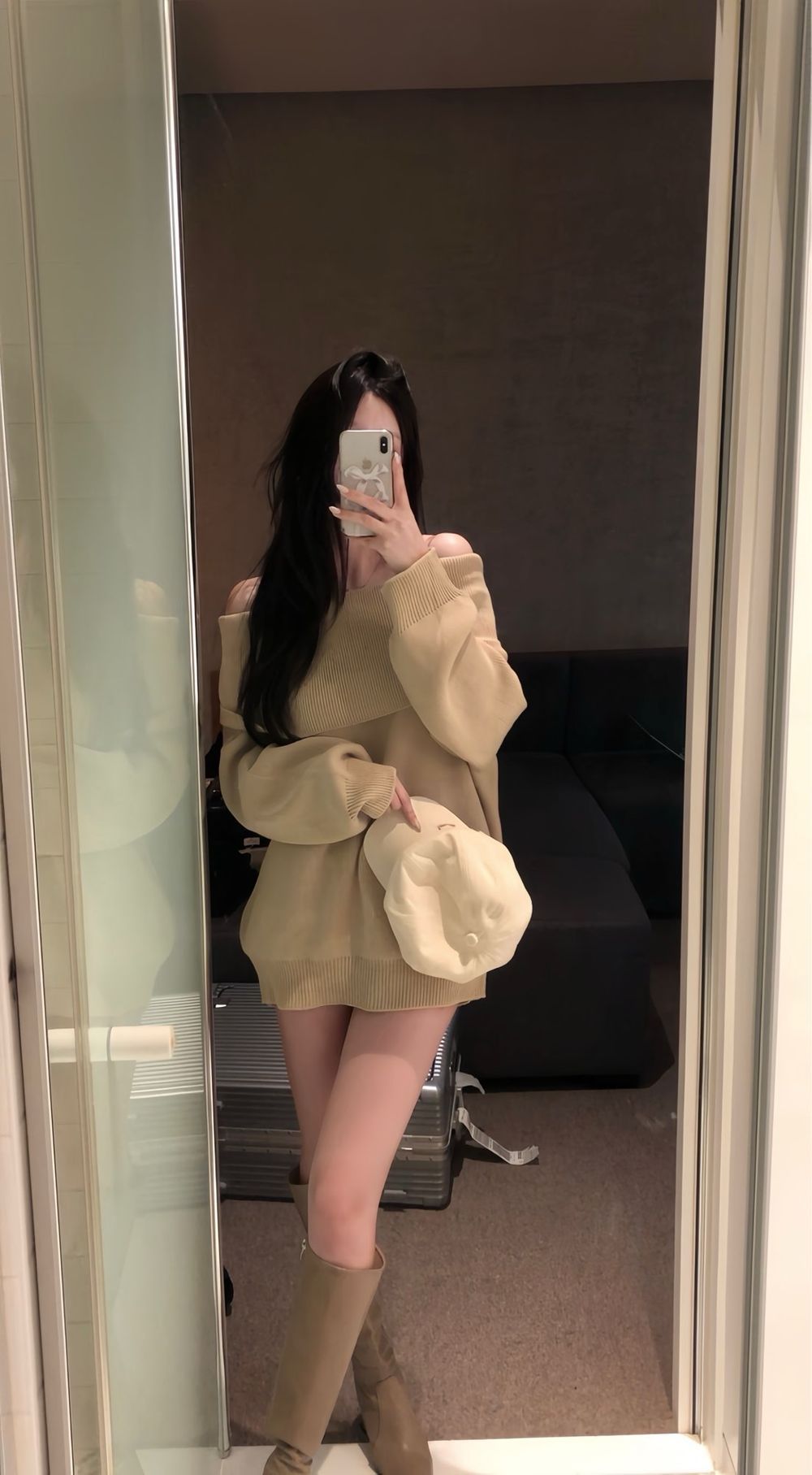 83726123816222477_1034082195