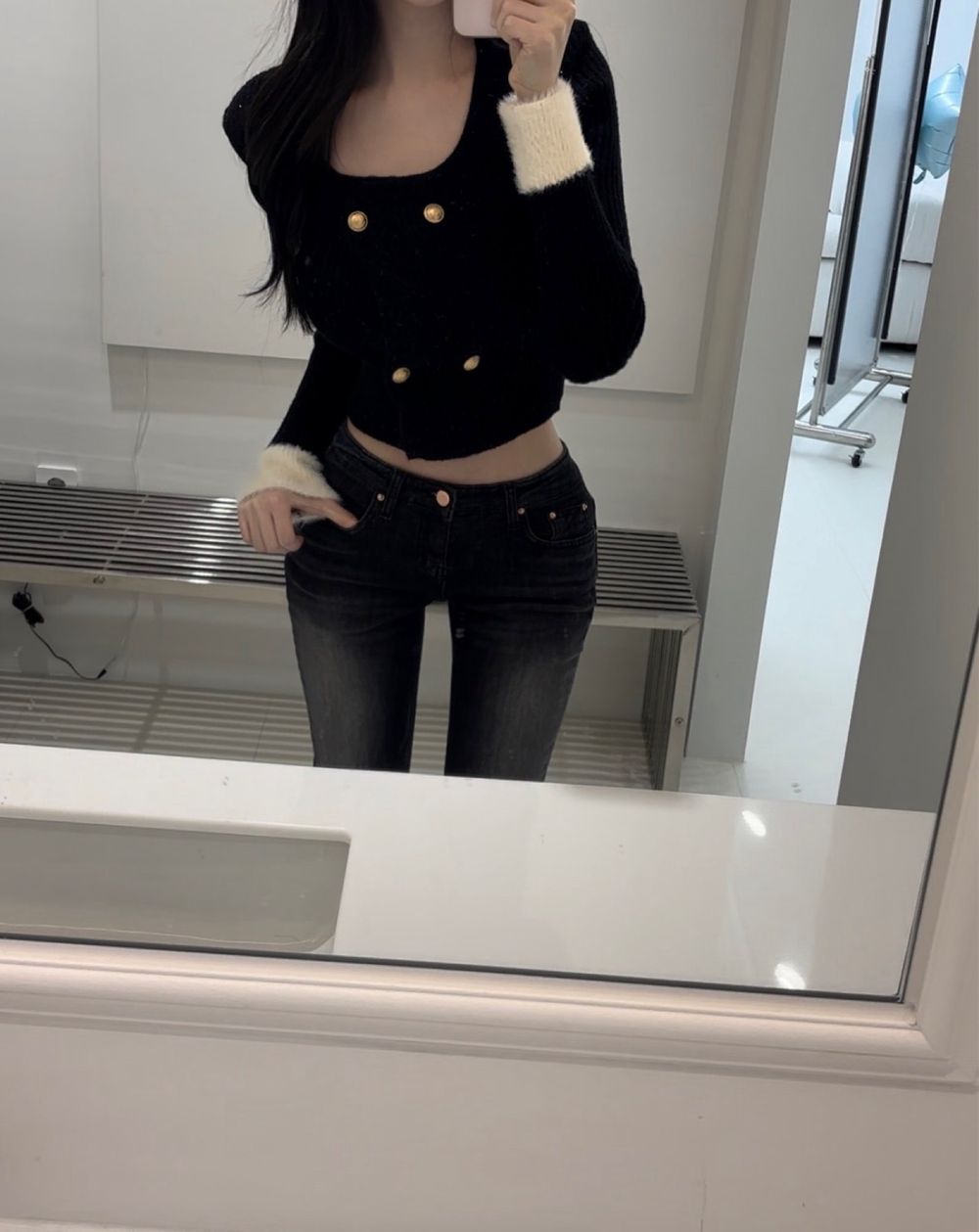 2162406068451455_1617659520