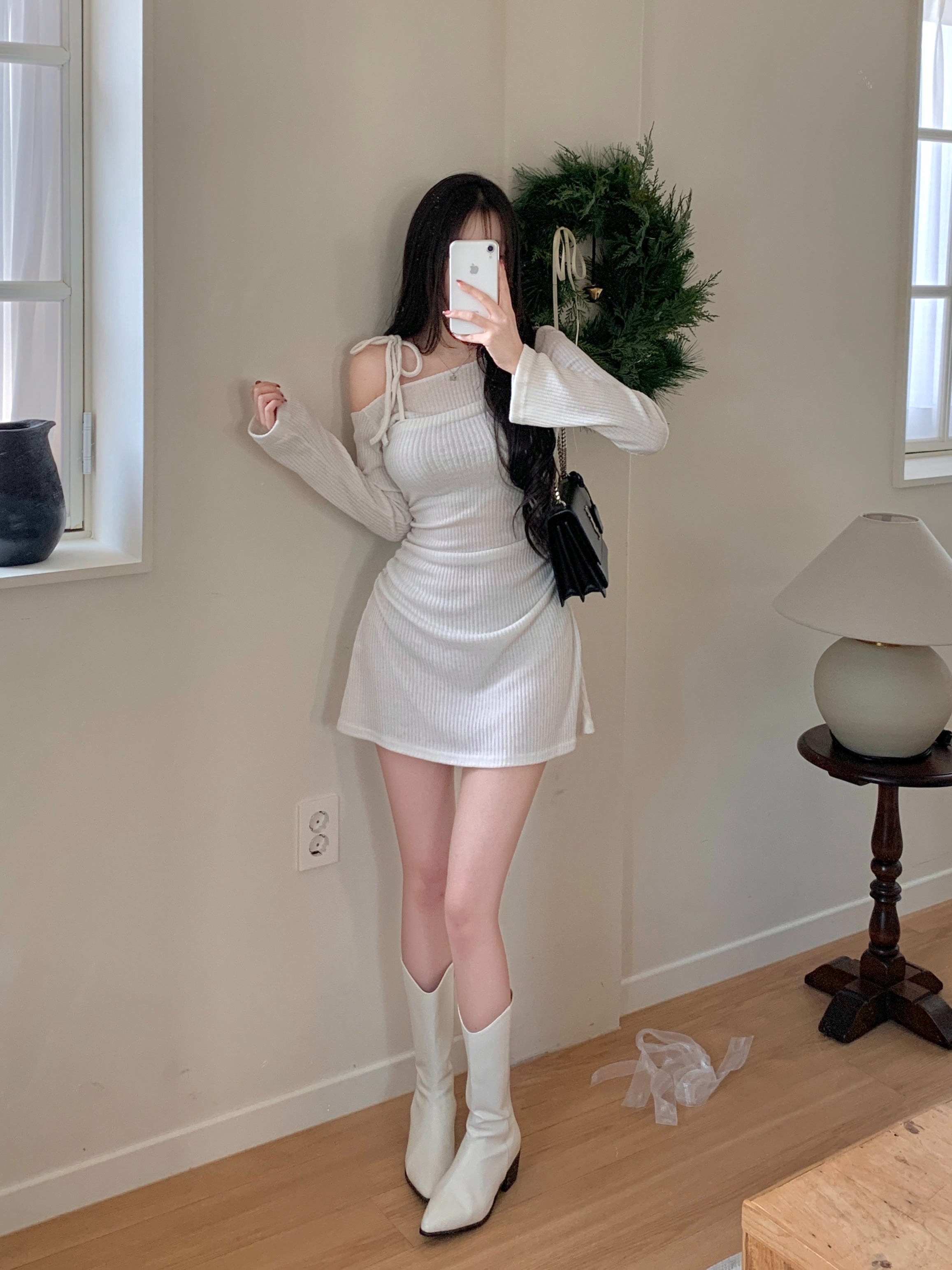 imgi_23_20251106_1762411719084896l