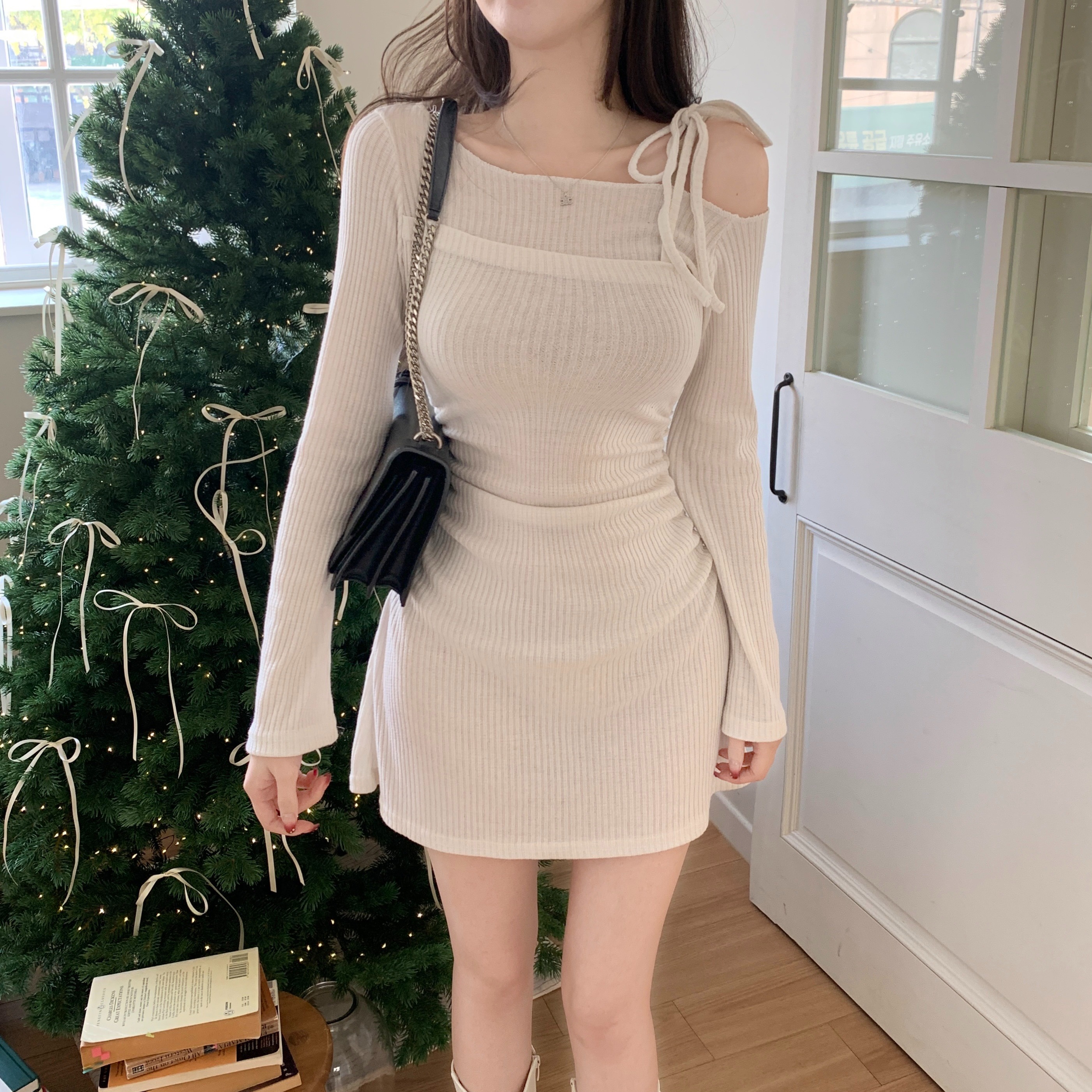 imgi_24_20251106_1762411719542847l