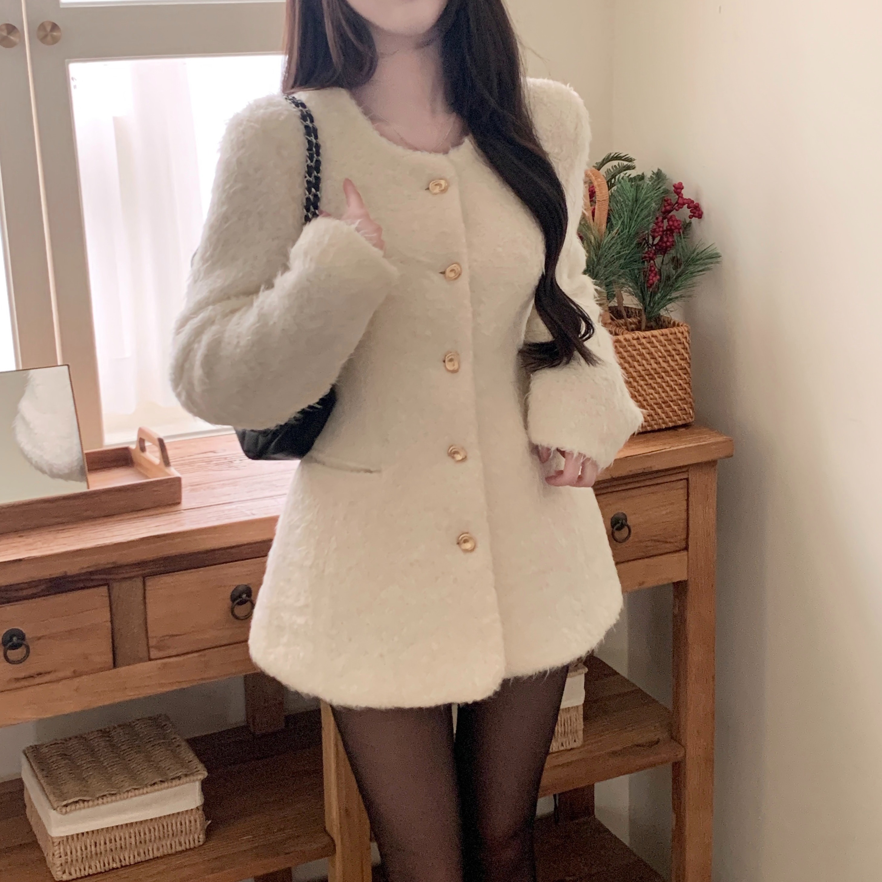 imgi_28_20251202_1764658367275503l