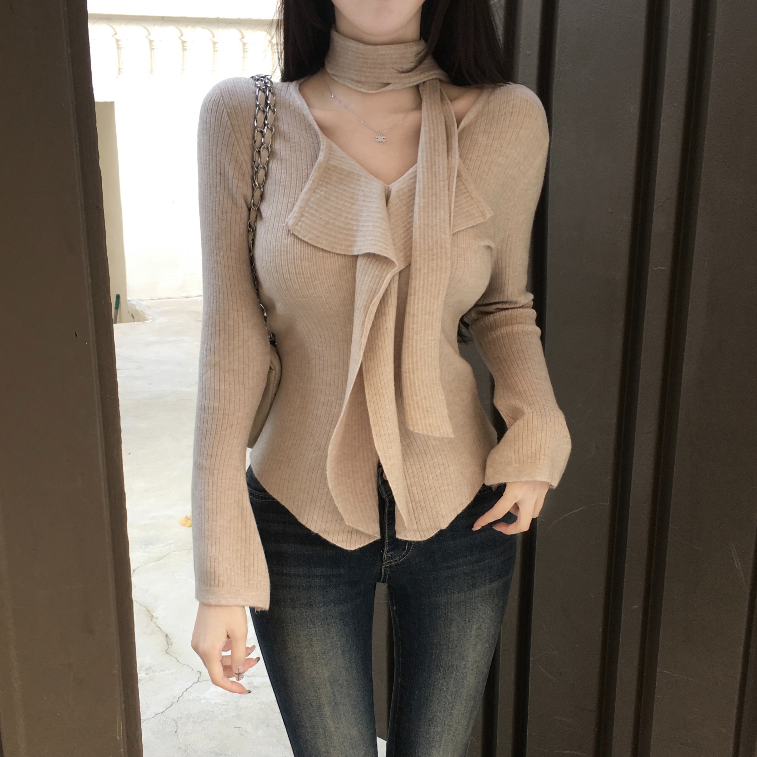 imgi_27_20251029_1761721705567926l