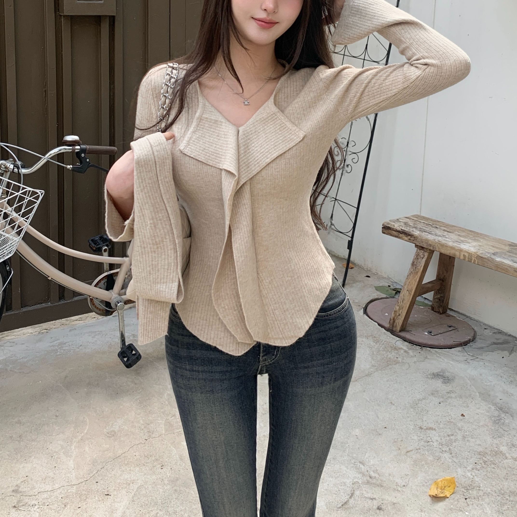 imgi_26_20251029_1761721706068173l