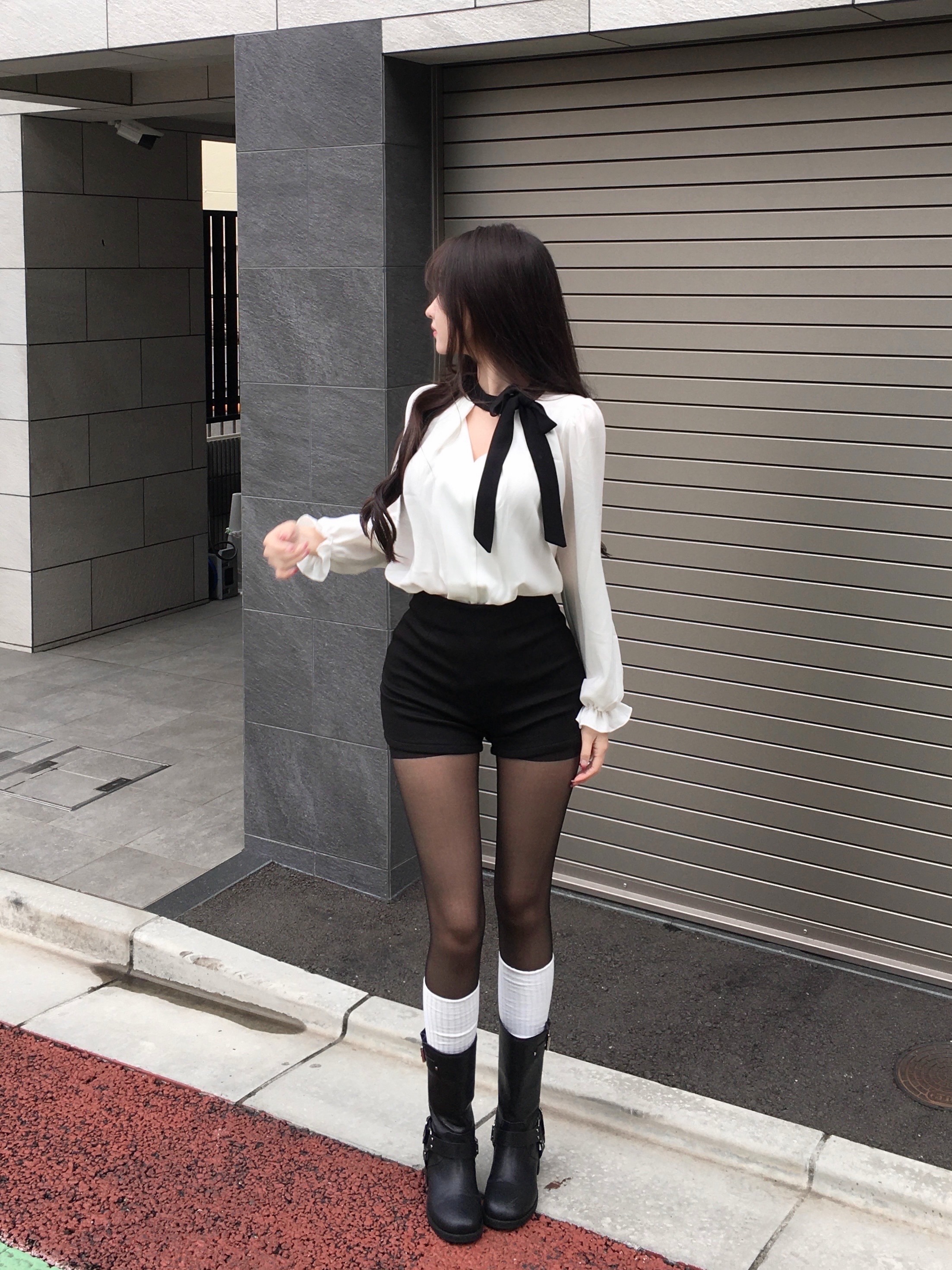 imgi_23_20251106_1762410775437124l