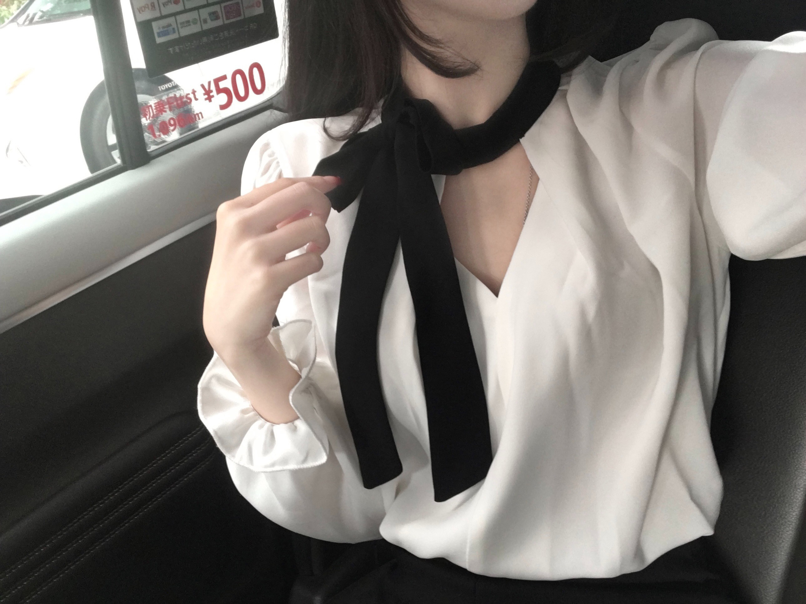 imgi_27_20251106_1762410774996142l