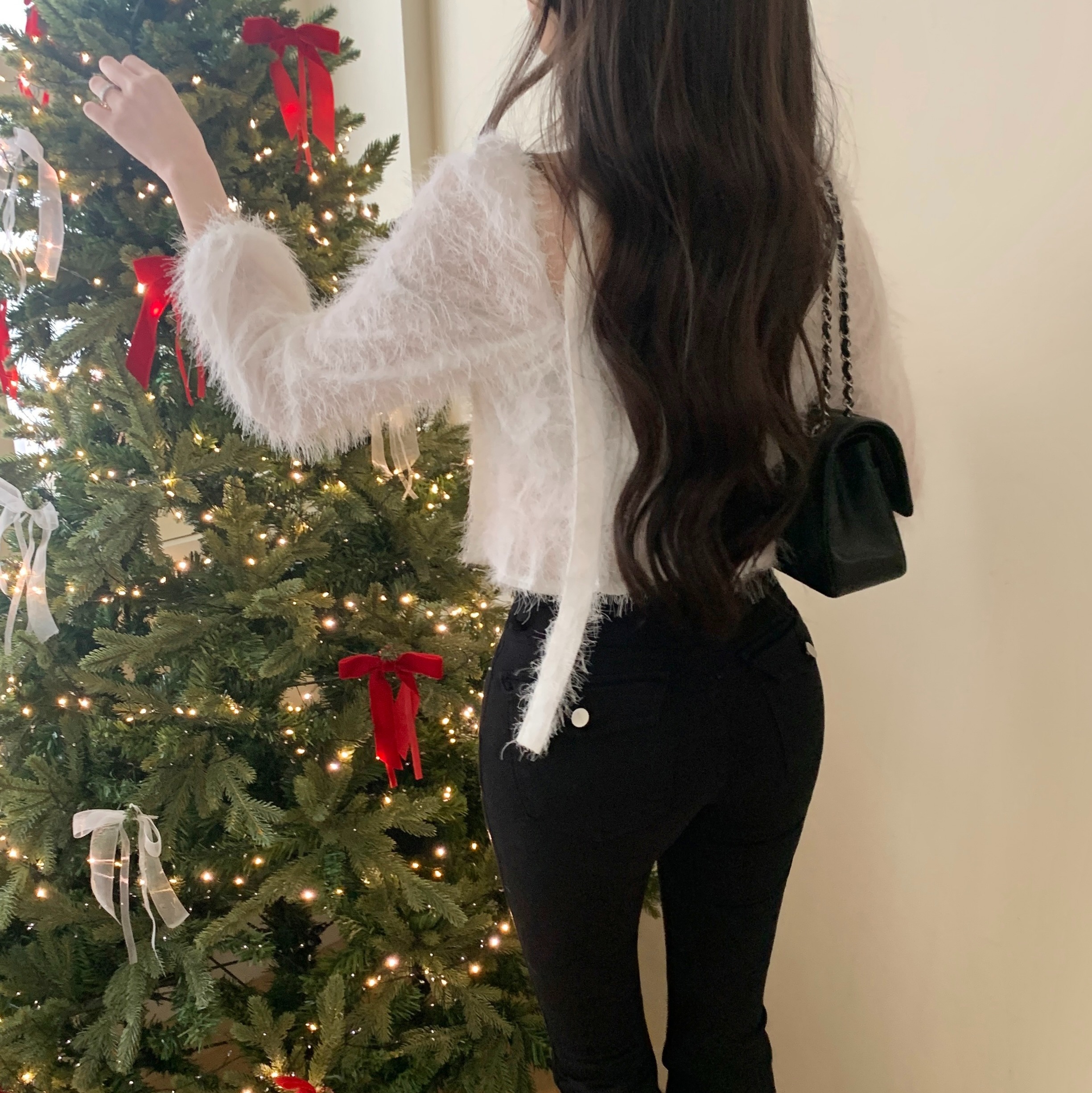 imgi_26_20251211_1765435079884615l