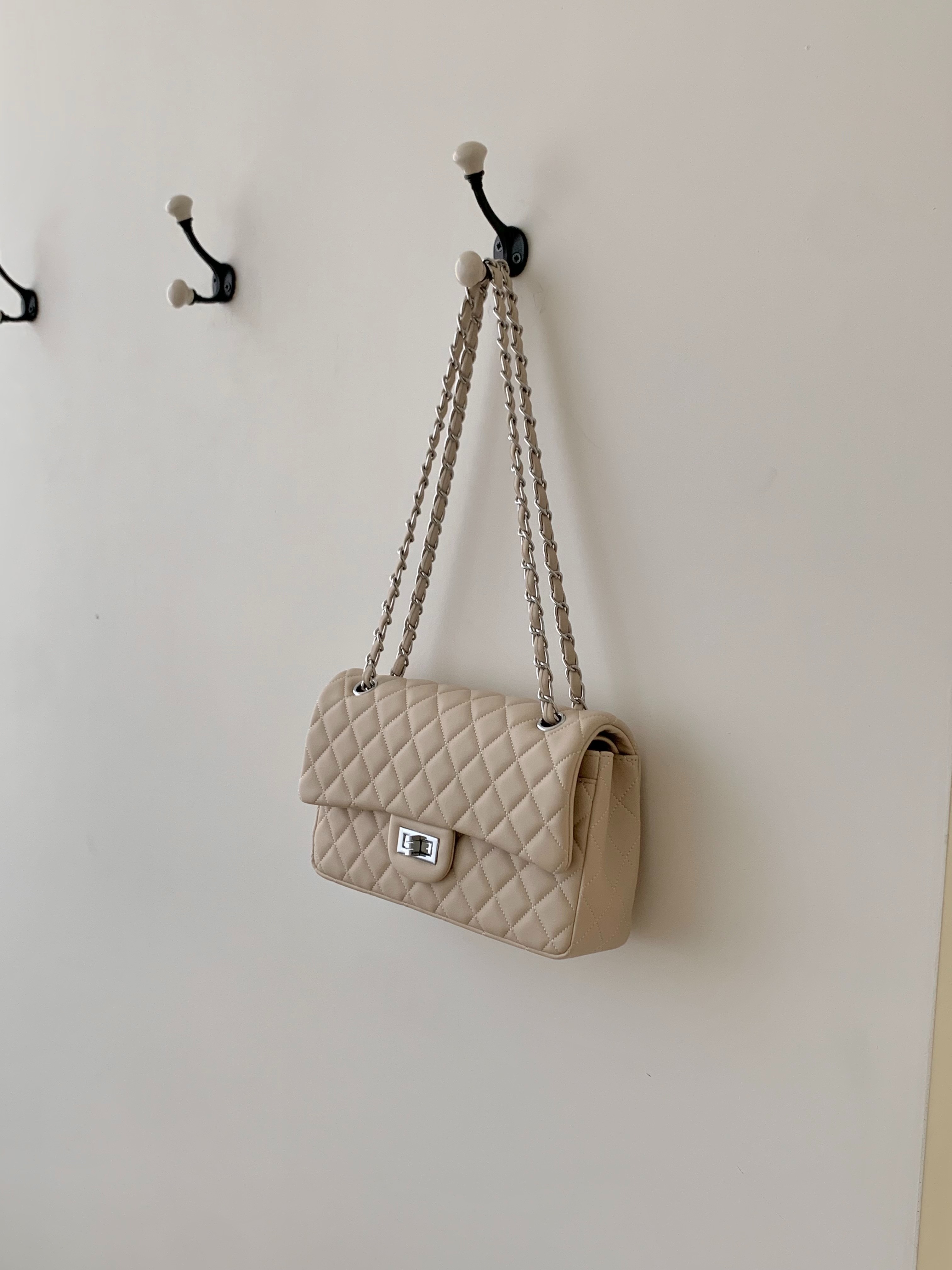 imgi_13_20240326_1711457477657294l