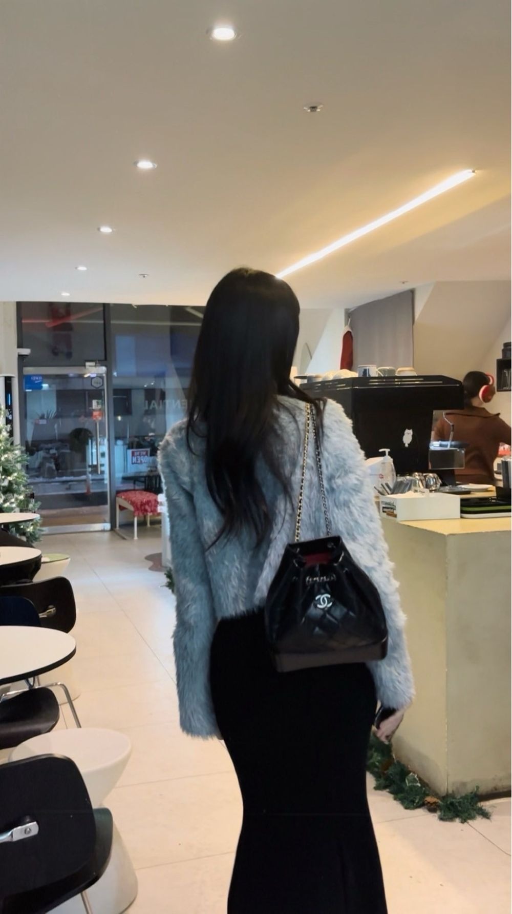 imgi_35_19335195793694808_1210641294