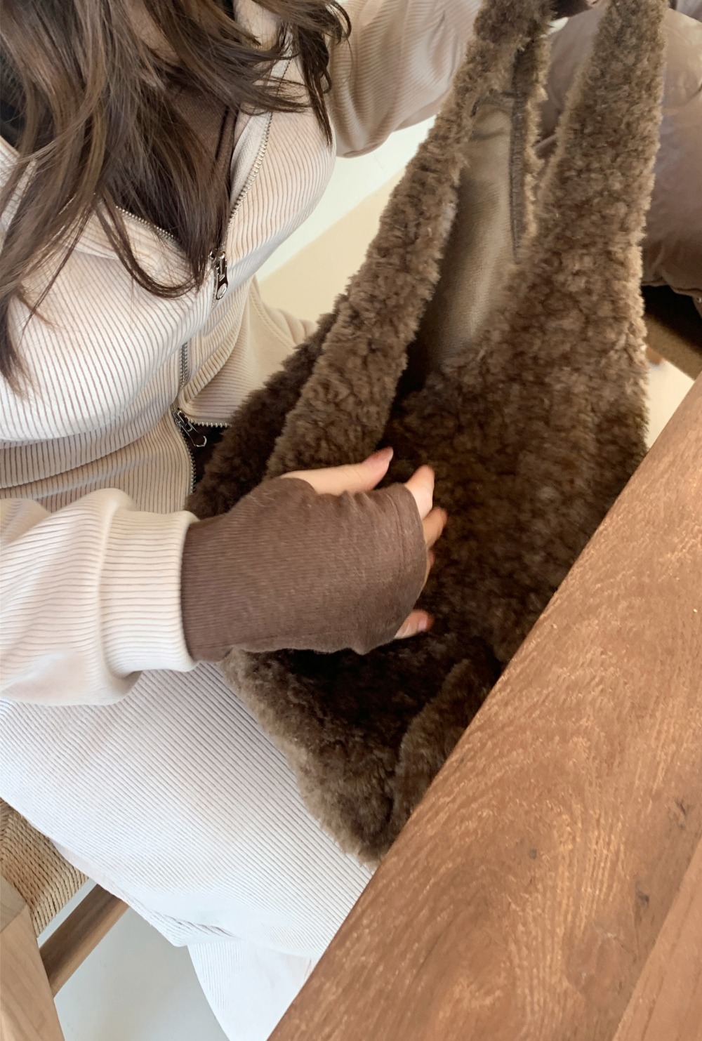 imgi_35_589ba43745f95b4578c8a868415f3fb2