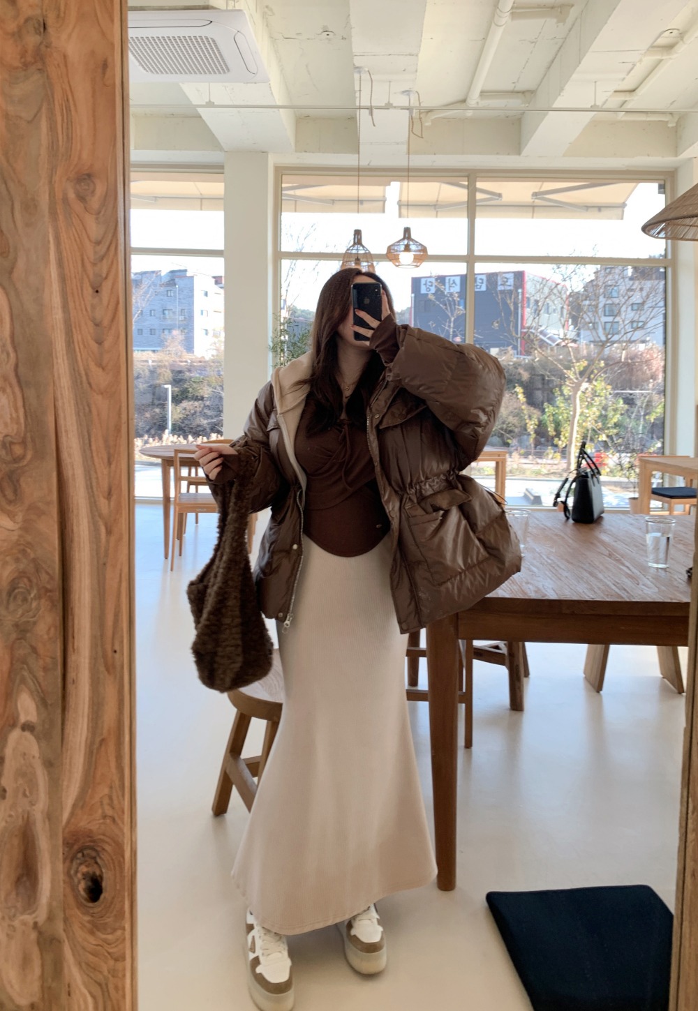 imgi_41_79e7414b47f221985340fd751fc153ee