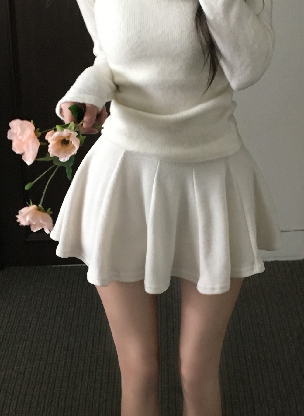 imgi_18_20872df3433c1b39df57e44c9cc6a068