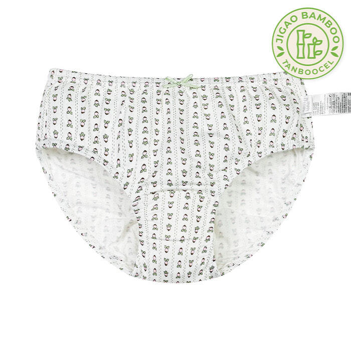 64e1358745a957b9d9fbf6def9865ee2