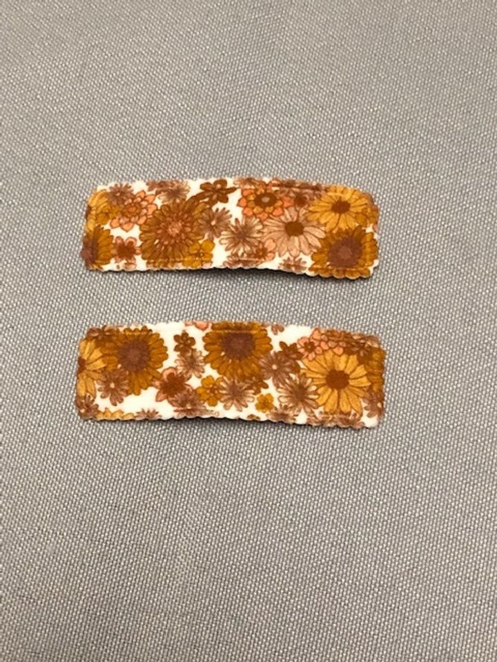 RETRO FLORAL CLIP SET2.jpg