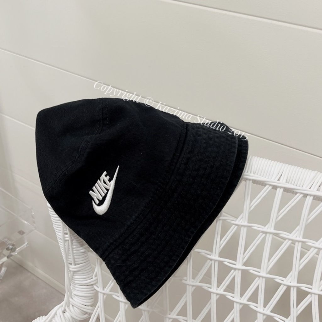 b30ee2ff83262635bfe6dba598137f28