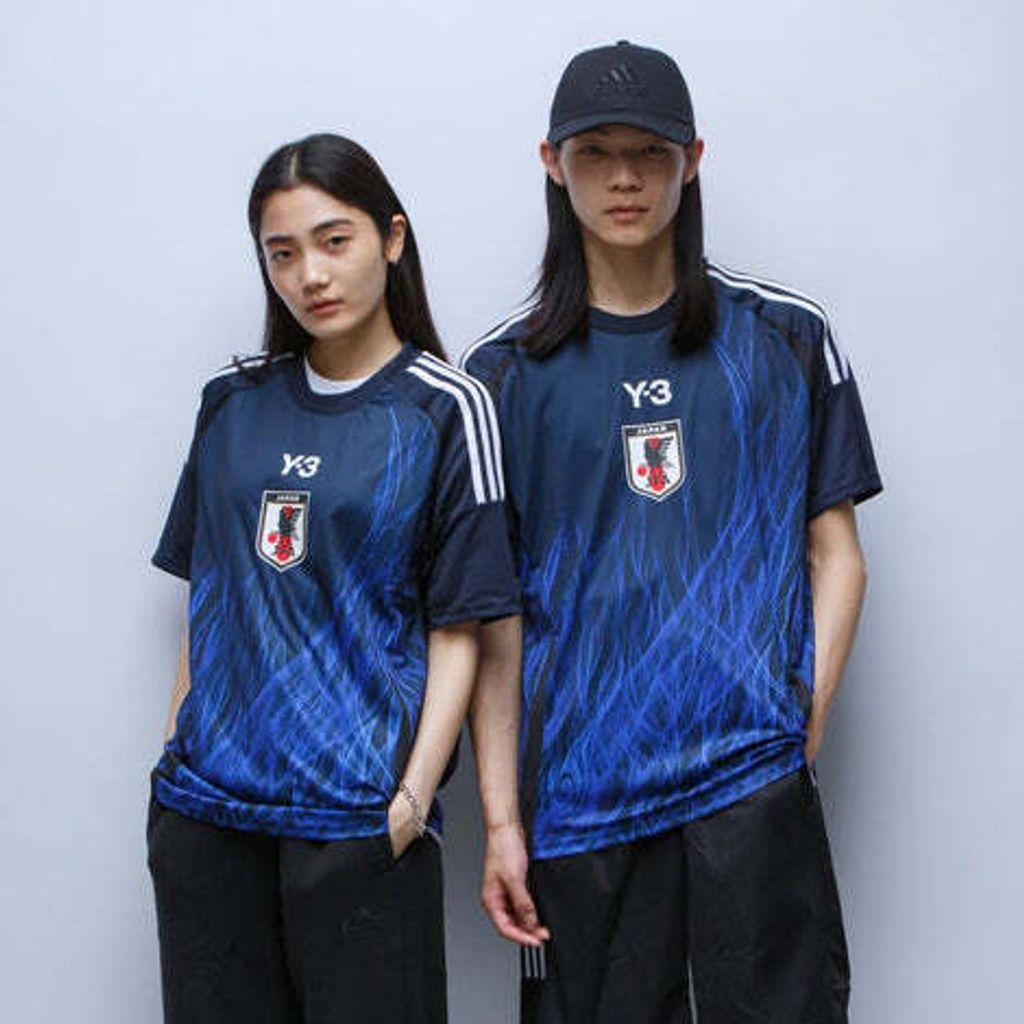 z-IU0964-01-UEiqiCAHgx_470x