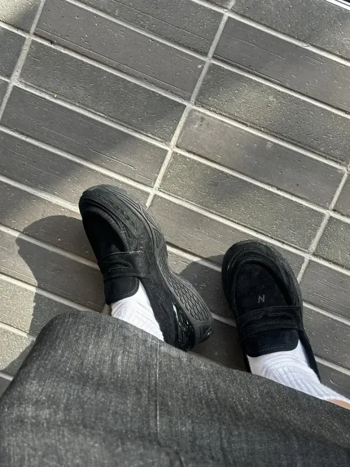 16163684