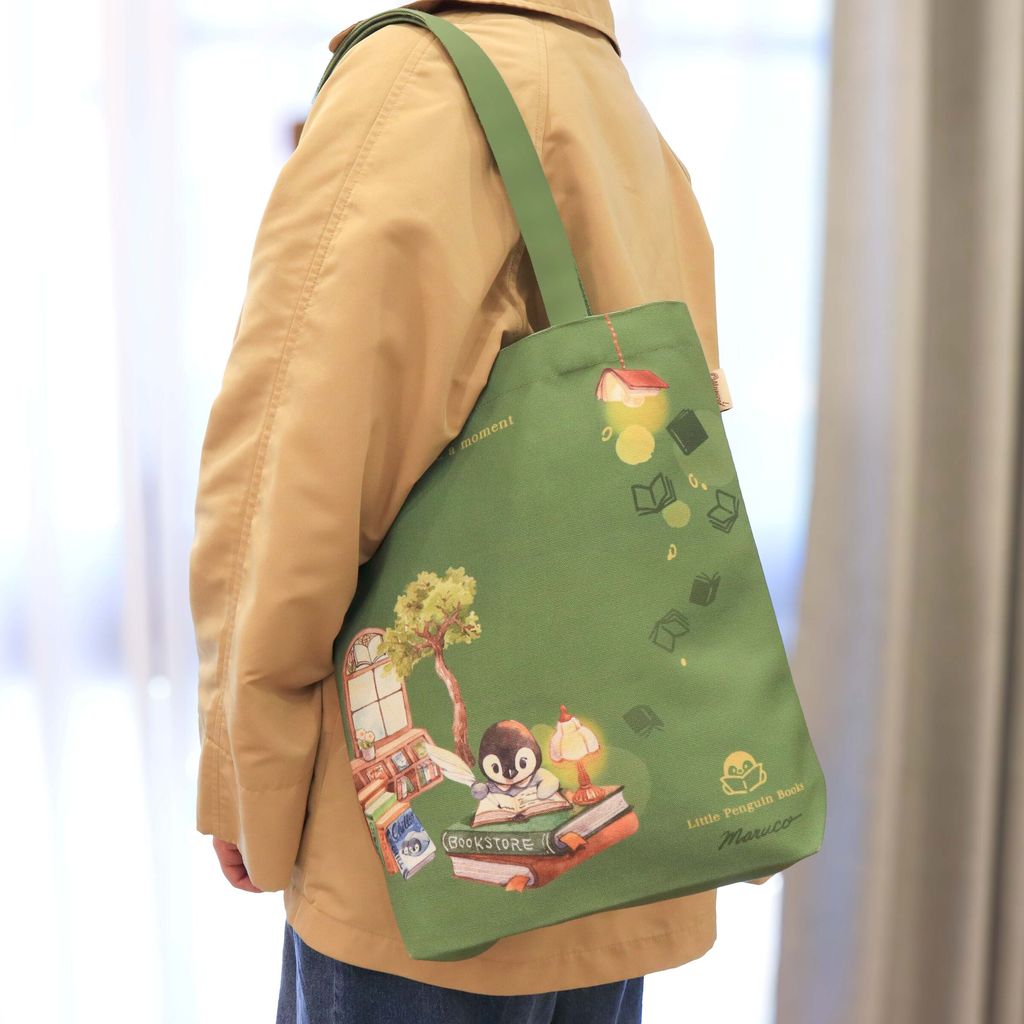 03小企鵝書店直式帆布包-肩背