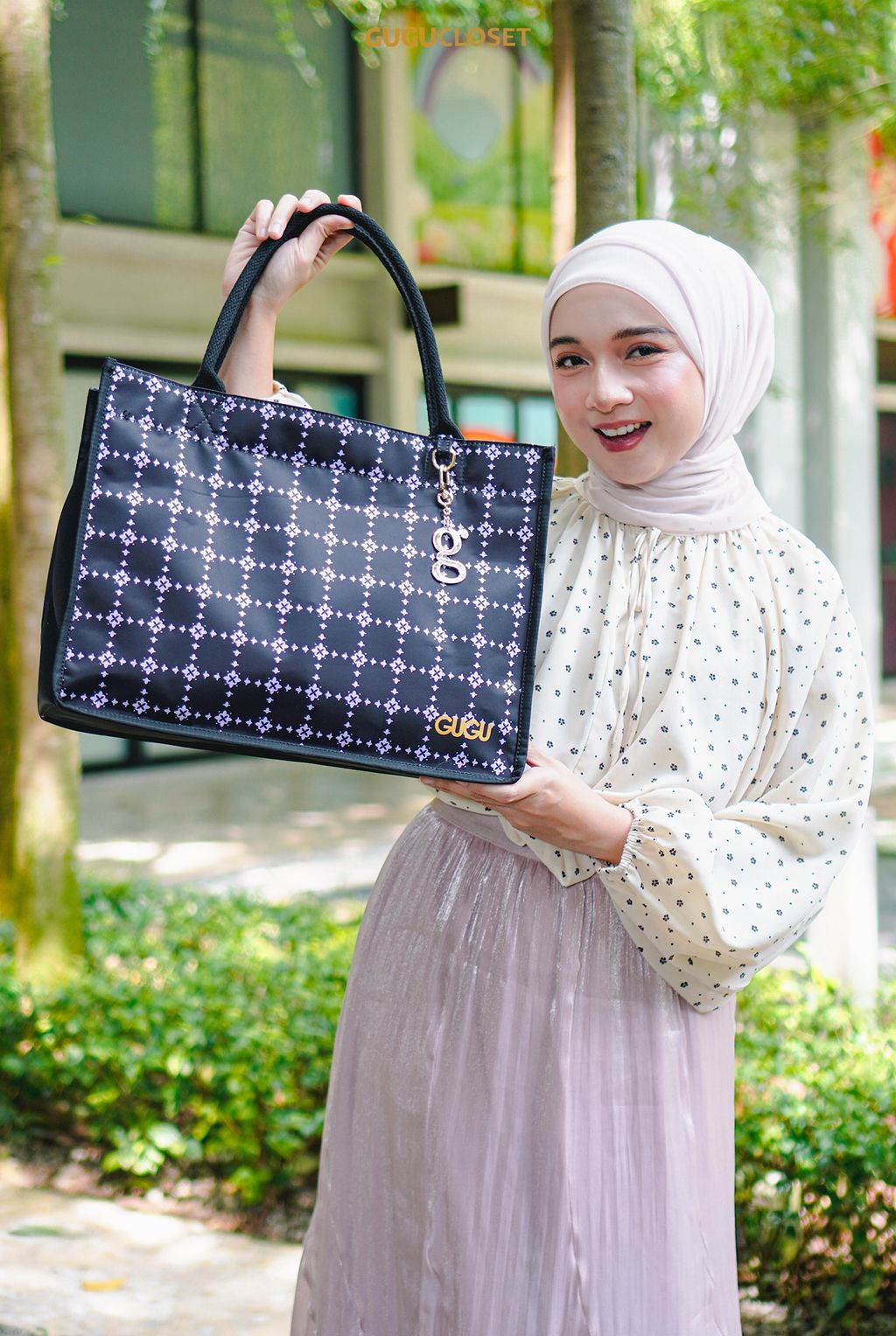 GAMBAR MODEL JESSIE JULY 2