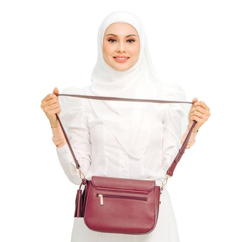 maroon matte blkg.jpg