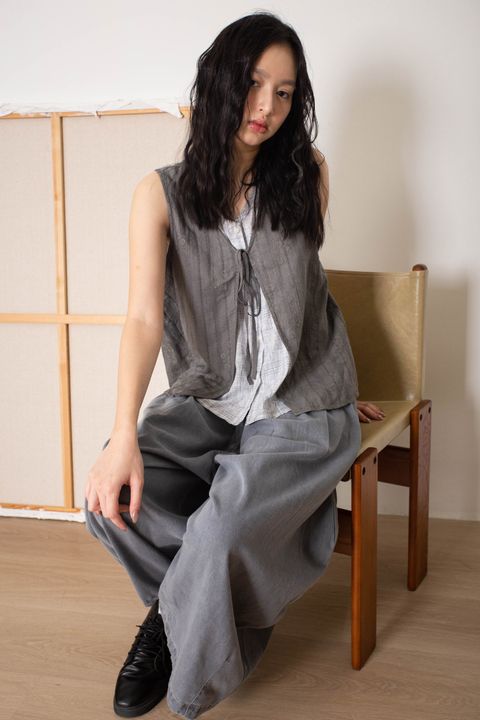 Cover 004