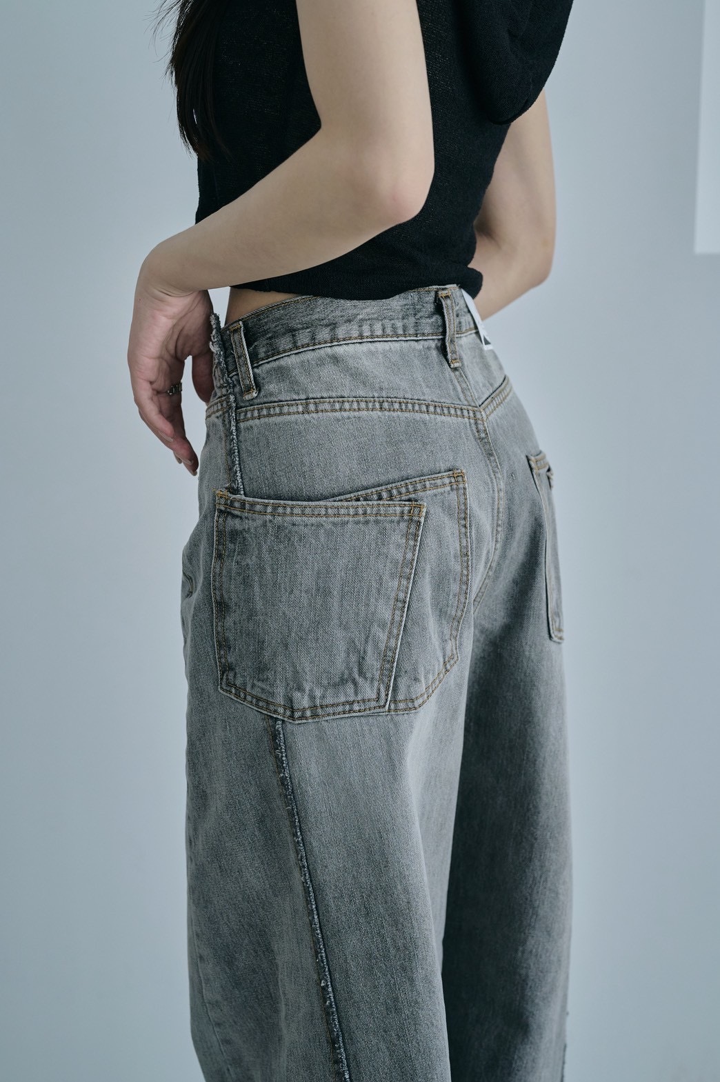 8EA55B93-7032-4FBC-939C-CD4075314317