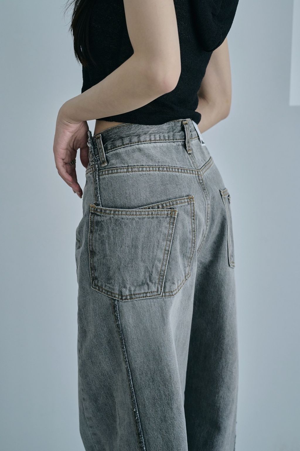 8EA55B93-7032-4FBC-939C-CD4075314317