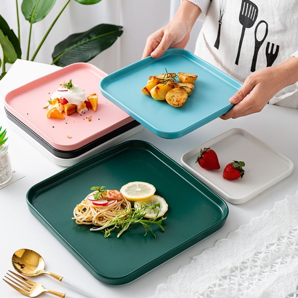 matte-square-raised-rim-plate