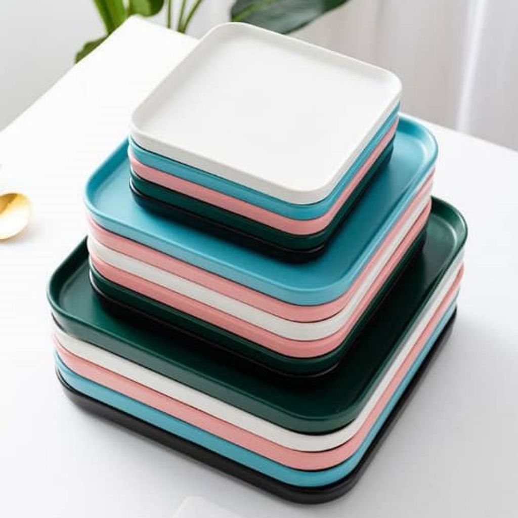 matte-square-raised-rim-plate