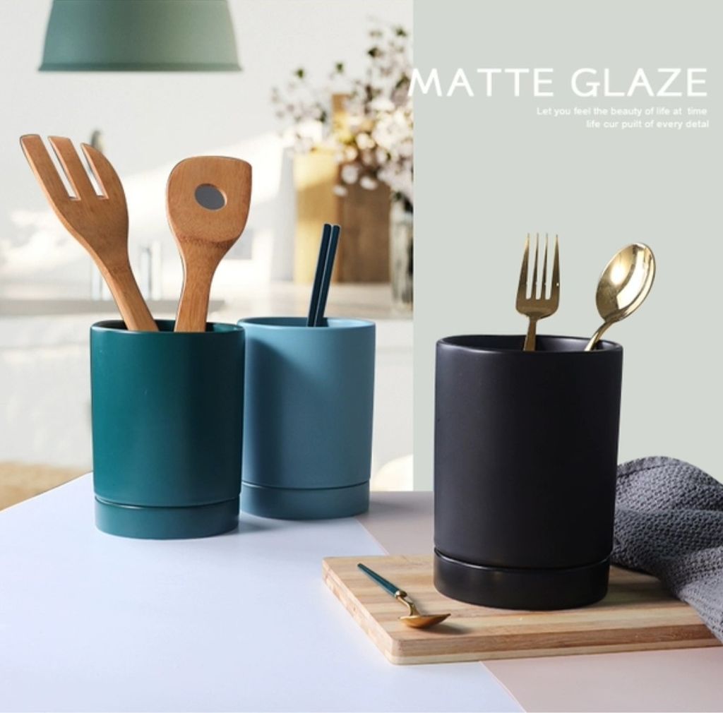 matte-chopstick-holder