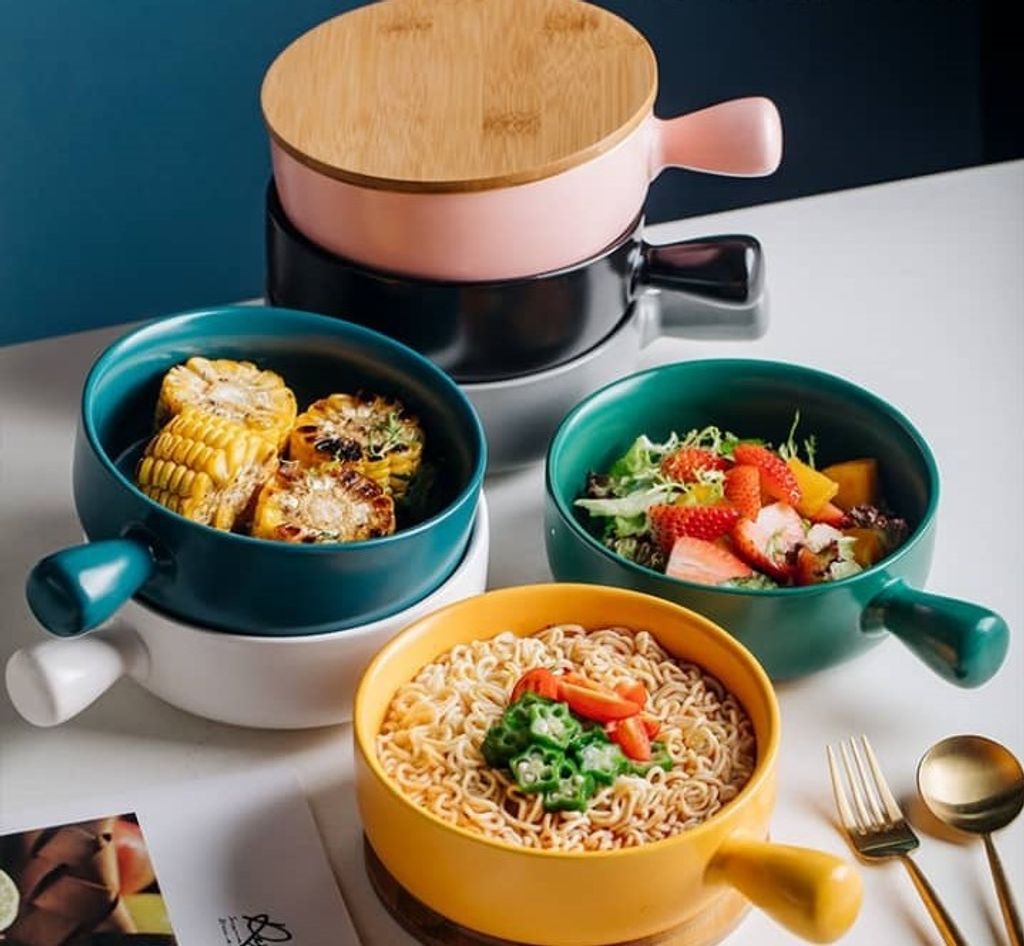 round-noodle-bowl-with-handle-8-5-