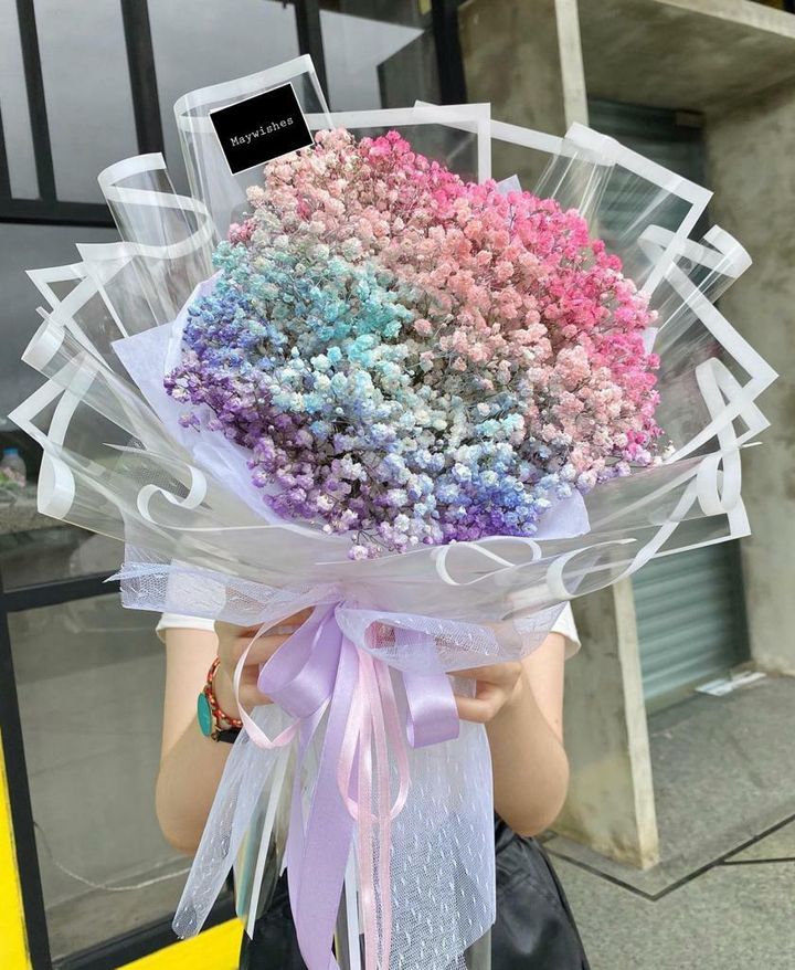 baby breath hand bouquet.jpeg