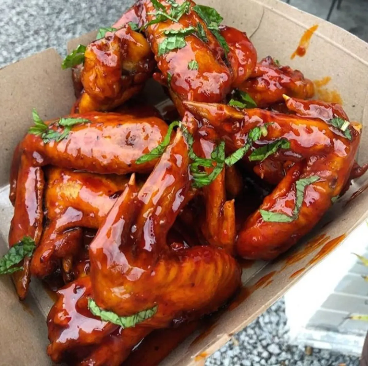 RAIN'S HOT & SPICY CHICKEN WING