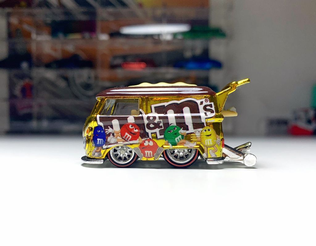 Kool Kombi M&M Hyper Custom