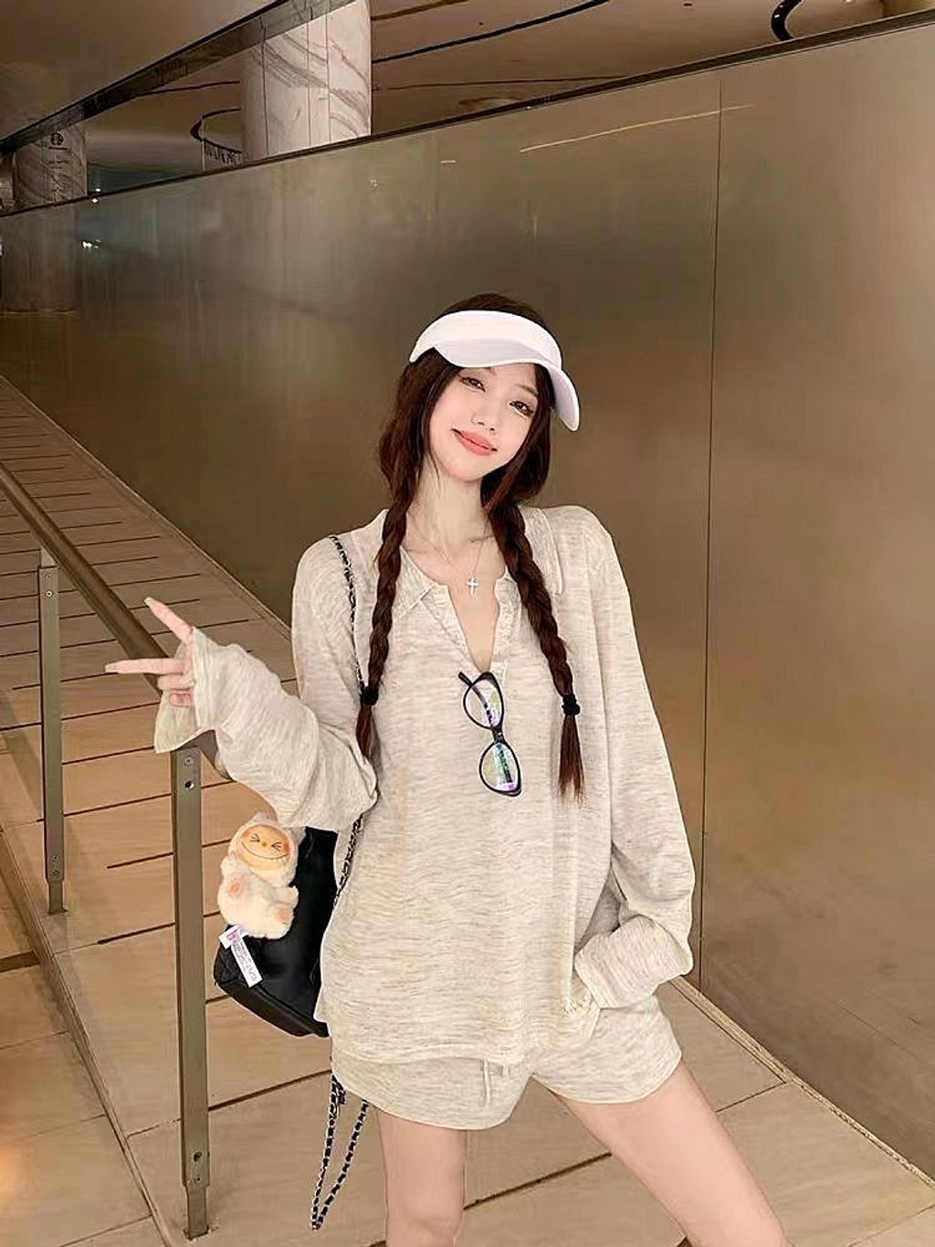 1776151786200-1945920122