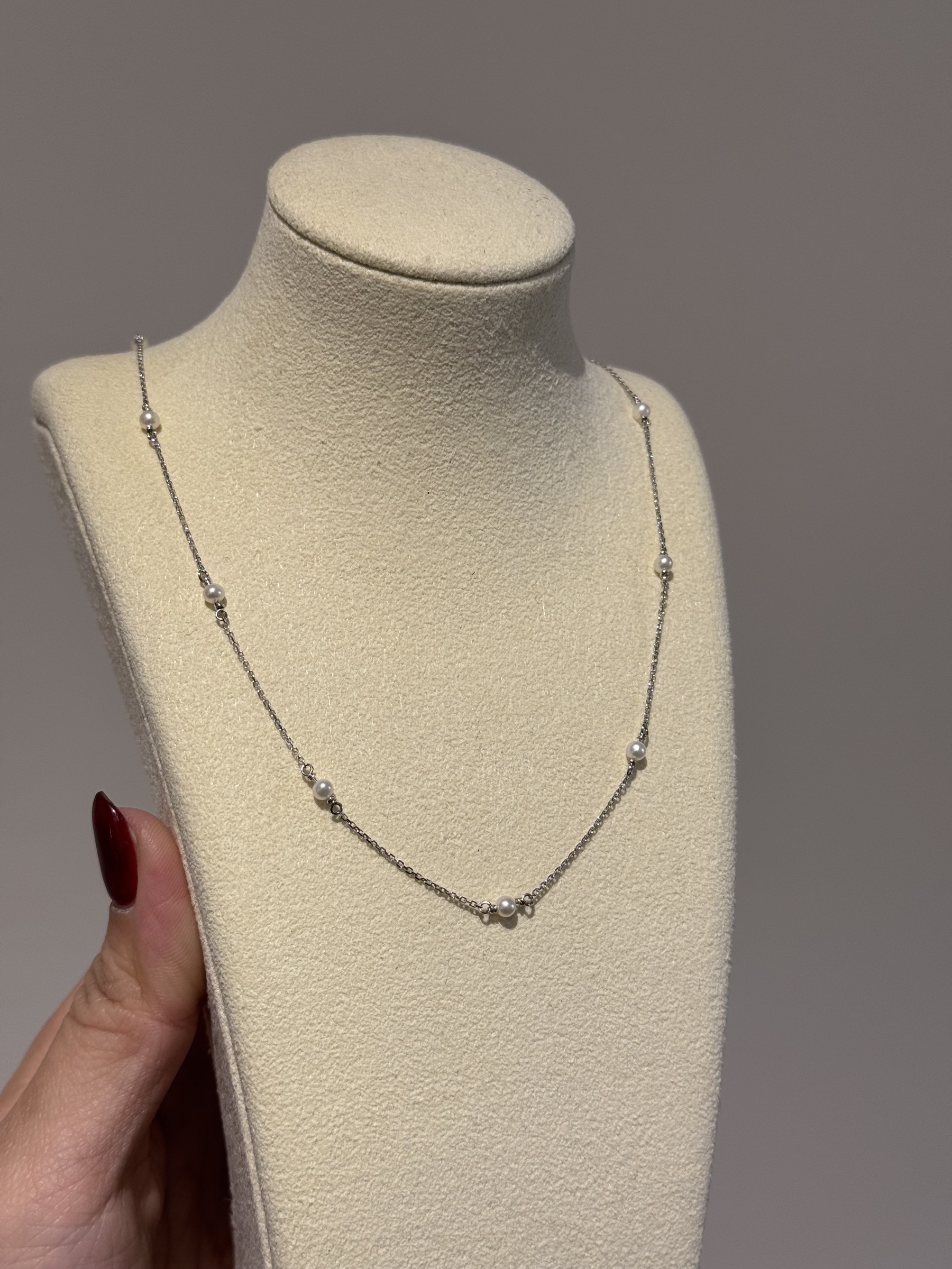 4641EFFD-1C2A-4142-9F33-654D4C1D8CE8