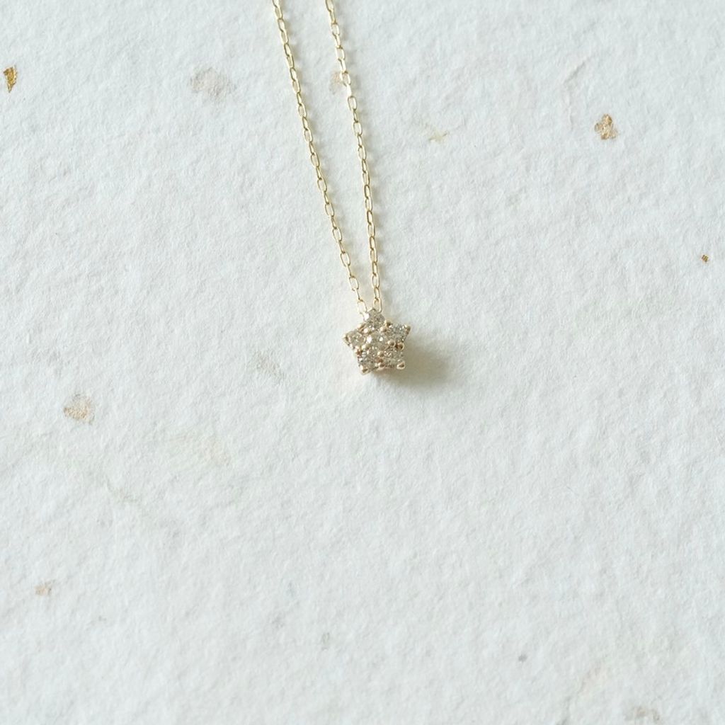k10-diamond-star-necklace2.jpg