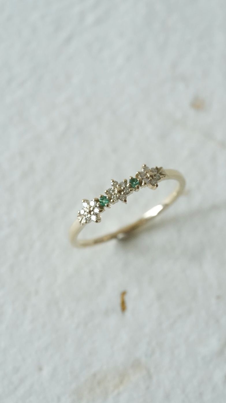 k10-emerald-diamond-flower-ring.jpg
