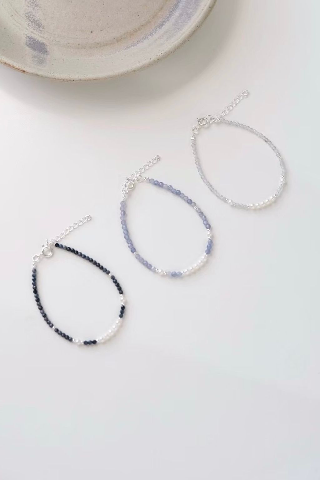 five-pearl-tanzanite-bracelet.jpg