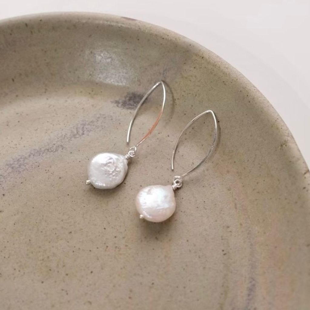 baroque-pearl-earrings