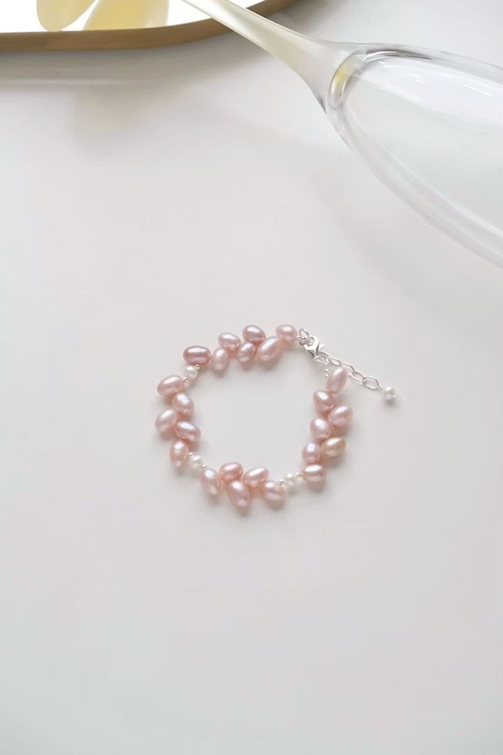 pink-rice-pearl-bracelet-01.jpg
