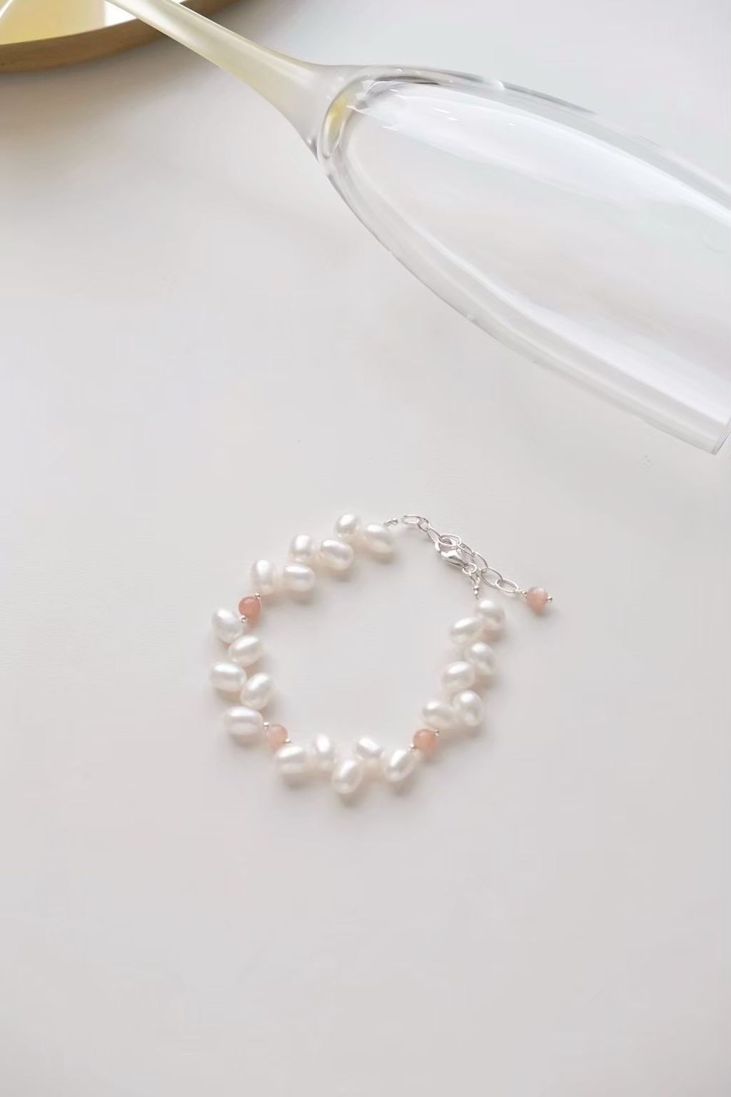 rice-pearl-sunstone-bracelet-02.jpg