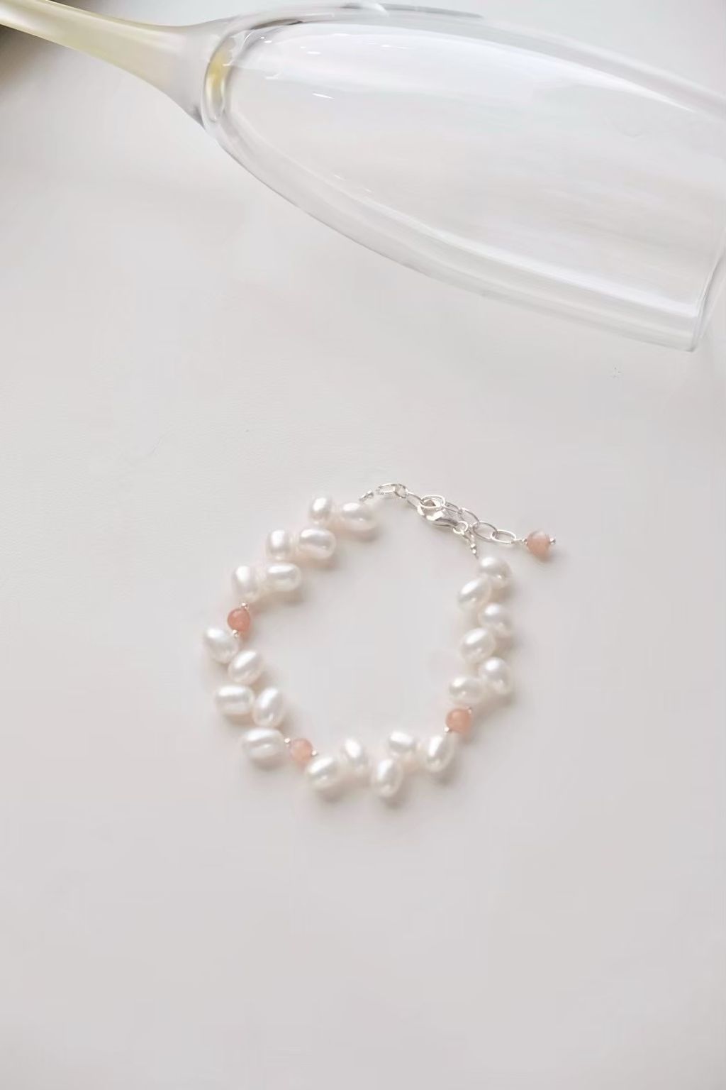 rice-pearl-sunstone-bracelet-02.jpg