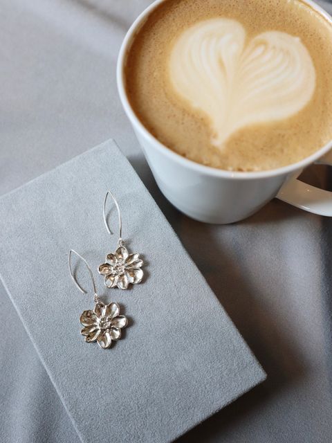 5F28B699-192C-40AE-8089-EC0FF8A9CF68