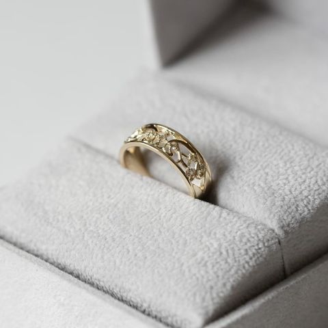 K10 金藤蔓月桂葉戒指