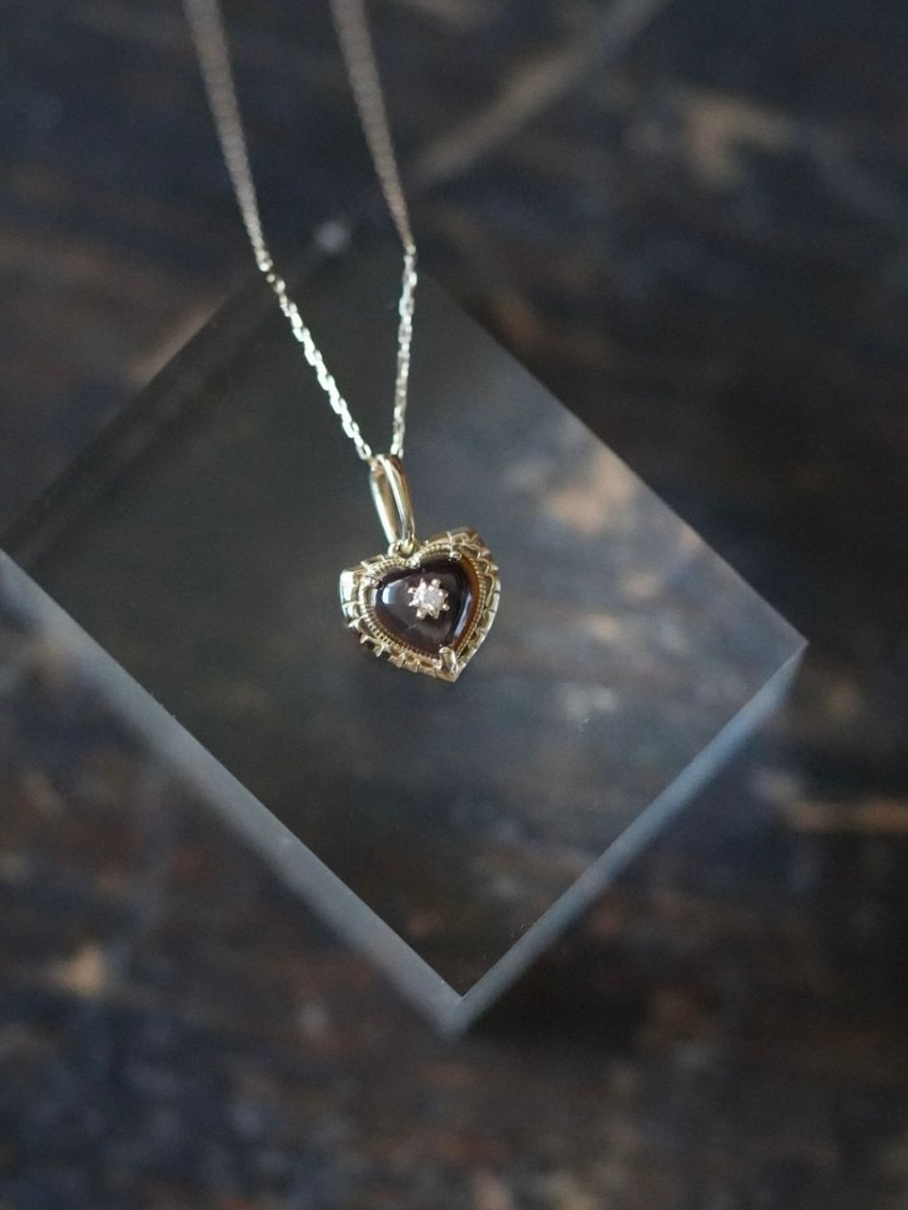 PIPIJUDY K10 心形黑蝶貝鑽石墜飾 細節特寫