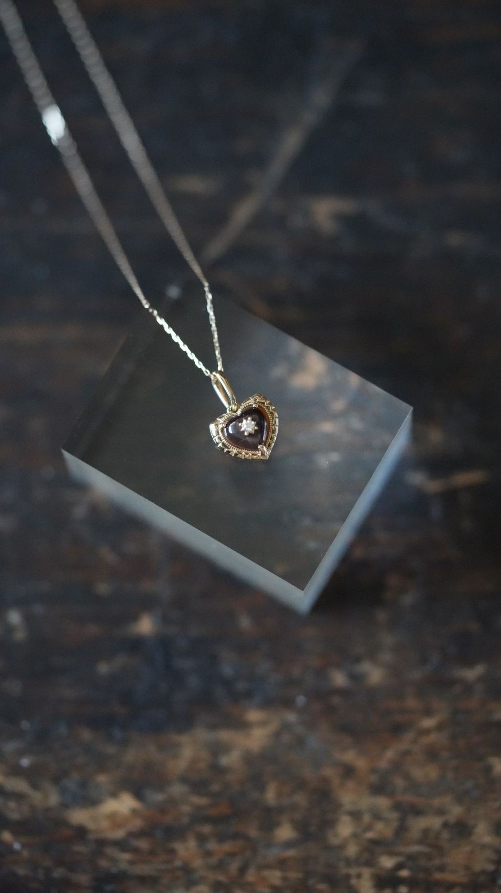 PIPIJUDY K10 心形黑蝶貝鑽石墜飾 細節特寫