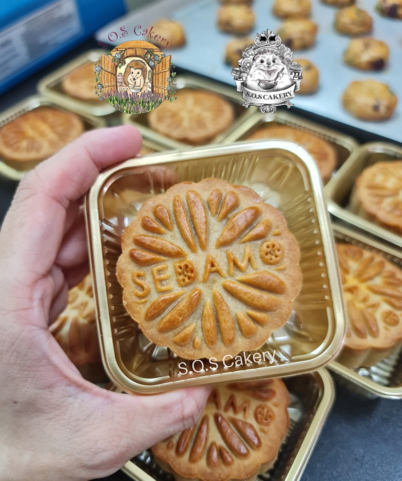 SOS Cakery Kuala lumpur custom mooncake